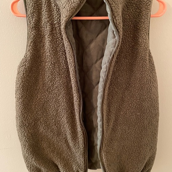 Reversible vest, green, Pink Lily, Size medium - Picture 5 of 6